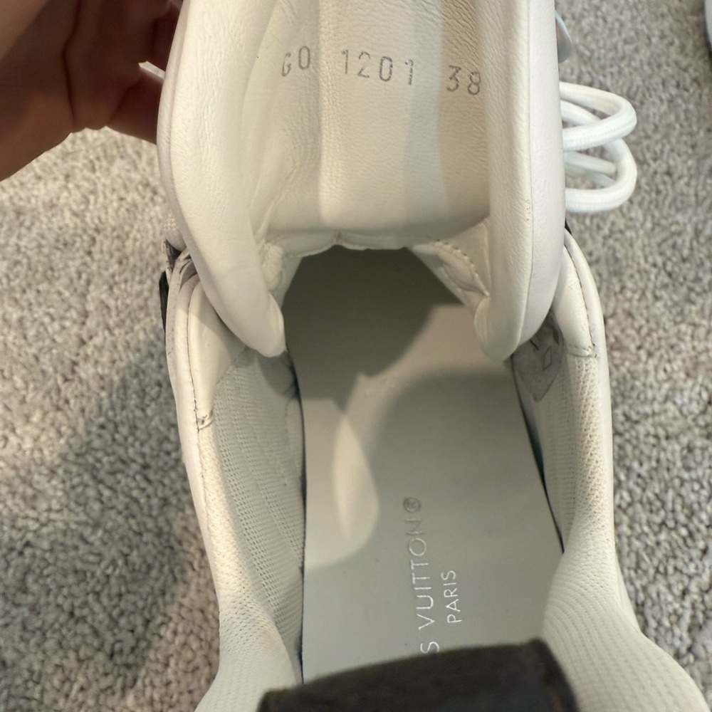 Louis Vuitton Archlight Sneakers size 38 - Picture 6 of 6